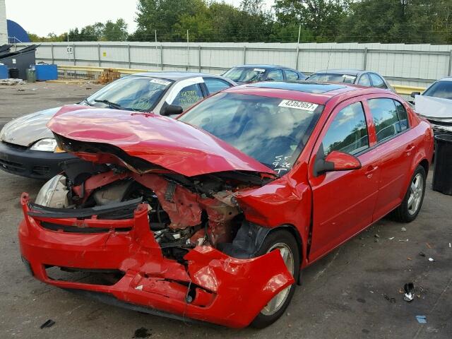 1G1AL58F487252332 - 2008 CHEVROLET COBALT RED photo 2