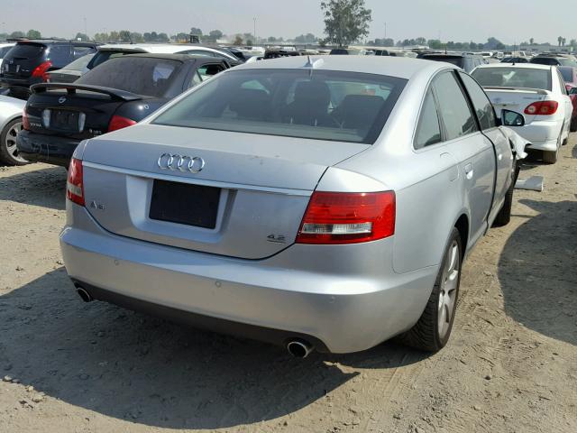 WAUDL94F55N118189 - 2005 AUDI A6 4.2 QUA SILVER photo 4