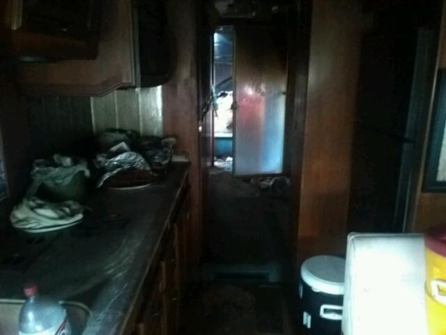 1M9A2KGH4R1379014 - 1994 OTHR MOTORHOME BLUE photo 6