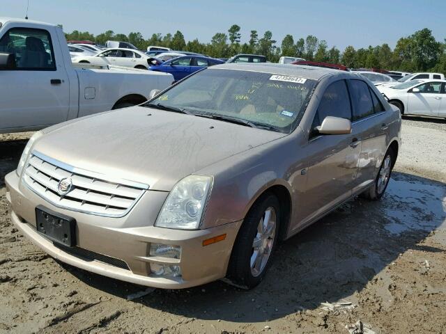 1G6DC67AX50216281 - 2005 CADILLAC STS GOLD photo 2