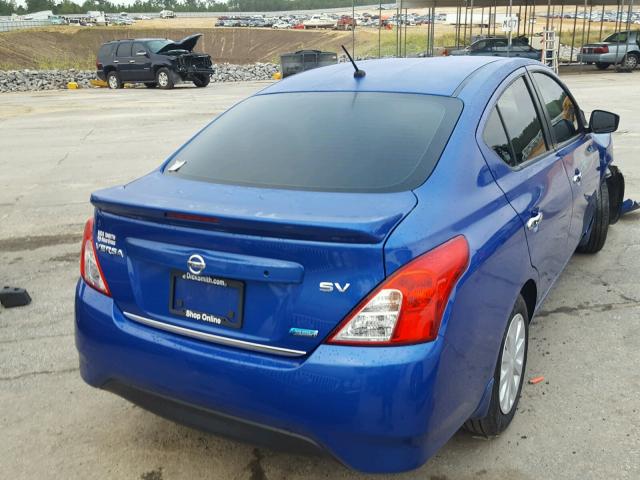 3N1CN7AP3GL859909 - 2016 NISSAN VERSA BLUE photo 4