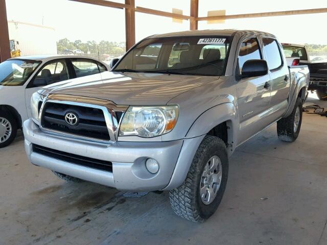 5TELU42N15Z027054 - 2005 TOYOTA TACOMA SILVER photo 2