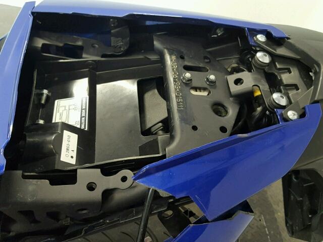 MH3RH06Y9GK015111 - 2016 YAMAHA YZFR3 BLUE photo 12