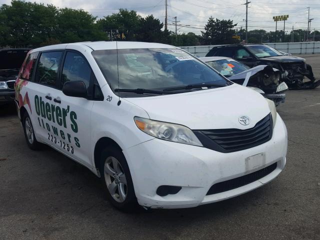 5TDZK3DC6BS065491 - 2011 TOYOTA SIENNA BAS WHITE photo 1