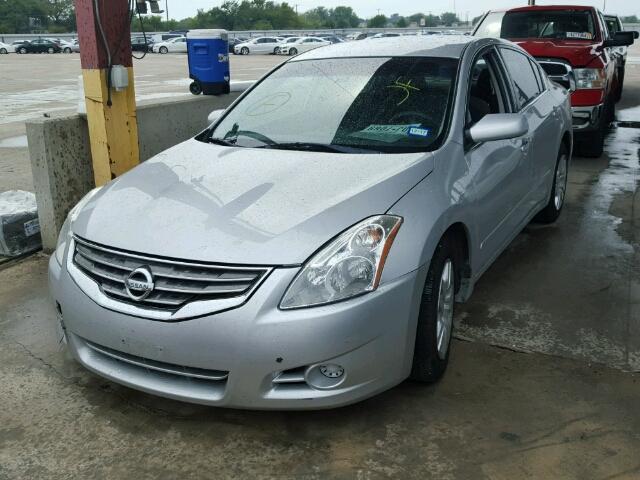 1N4AL2AP4BC137663 - 2011 NISSAN ALTIMA BAS SILVER photo 2