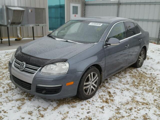 3VWDT31K86M820713 - 2006 VOLKSWAGEN JETTA TDI GRAY photo 2