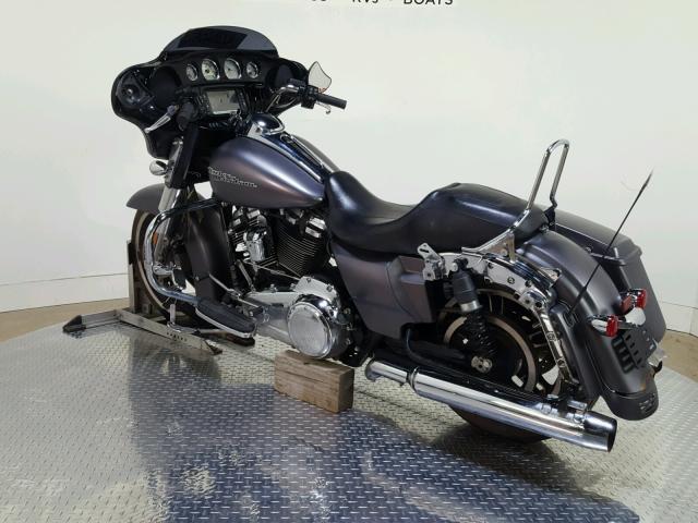 1HD1KRC12HB631919 - 2017 HARLEY-DAVIDSON FLHXS STRE GRAY photo 6