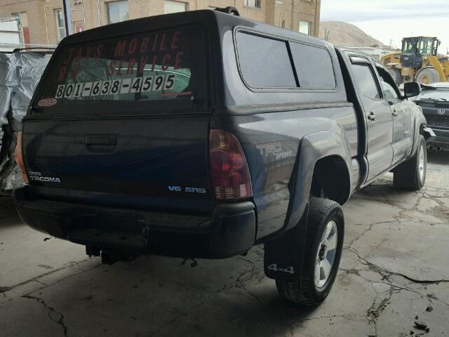 5TEMU52N28Z559850 - 2008 TOYOTA TACOMA DOU BLACK photo 4