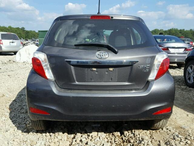 VNKKTUD37EA006138 - 2014 TOYOTA YARIS GRAY photo 9