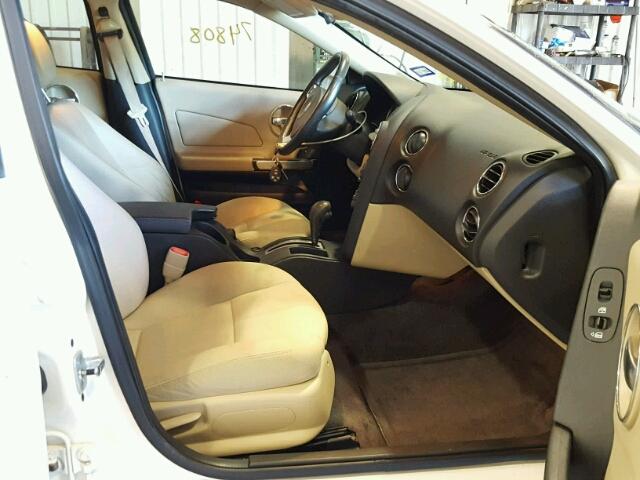 2G2WP552171150425 - 2007 PONTIAC GRAND PRIX WHITE photo 5