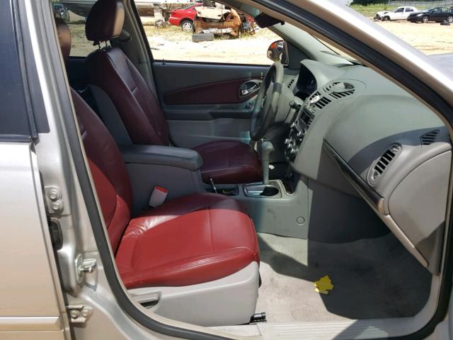 1G1ZS58N08F104469 - 2008 CHEVROLET MALIBU LS ნაცრისფერი ფოტო 5