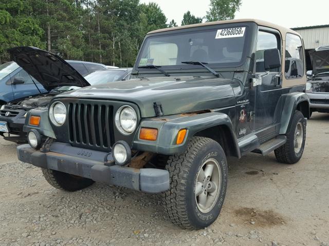 1J4FY49S4WP710852 - 1998 JEEP WRANGLER GREEN photo 2