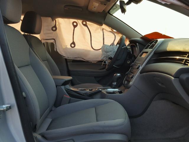 1G11B5SAXGF169203 - 2016 CHEVROLET MALIBU LIM 银色 照片 5