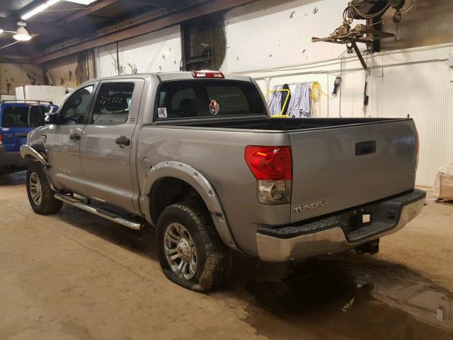 5TBDV541X7S471401 - 2007 TOYOTA TUNDRA SILVER photo 3