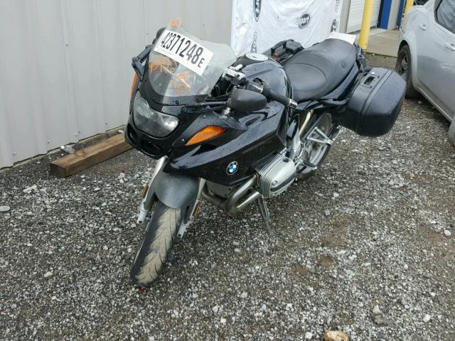 WB10432A5XZB50851 - 1999 BMW R1100 S BLACK photo 2