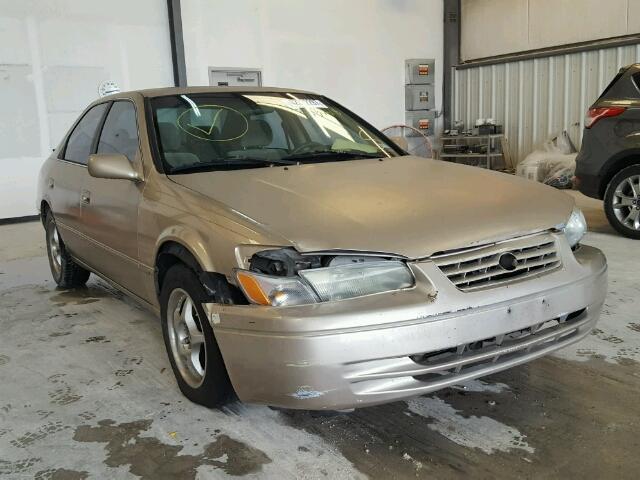 4T1BG22K9WU353218 - 1998 TOYOTA CAMRY CE GOLD photo 1