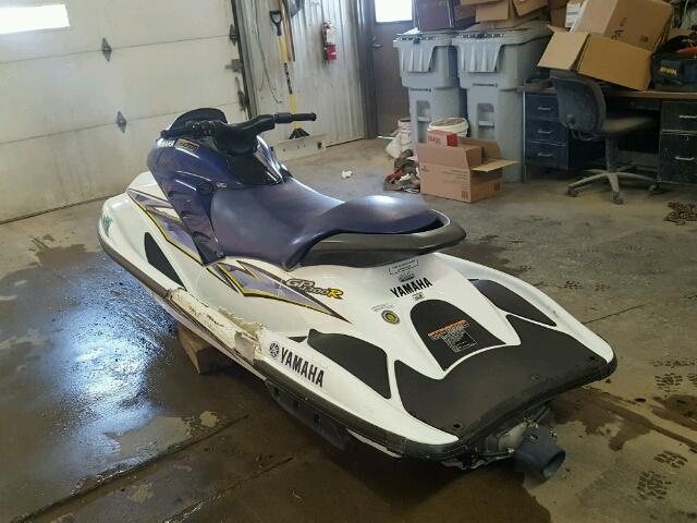 YAMA3709C404 - 2004 YAMAHA WAVERUNNER WHITE photo 3