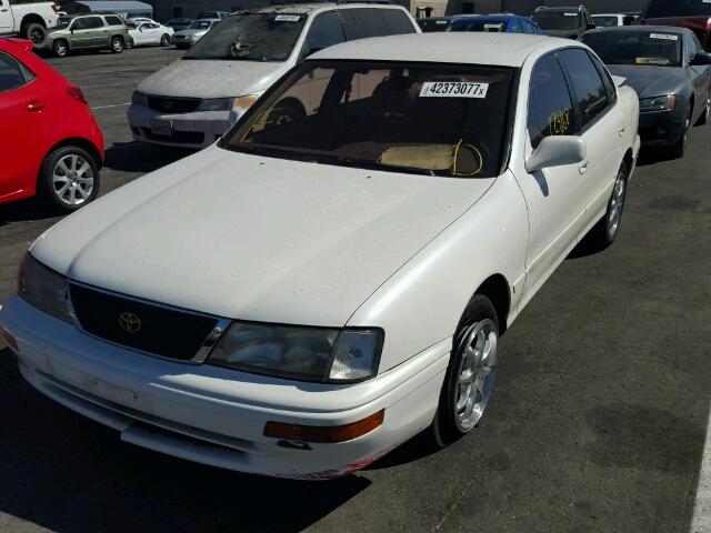 4T1GB10E0SU025319 - 1995 TOYOTA AVALON XL WHITE photo 2