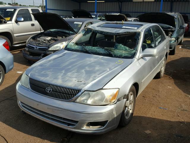 4T1BF28B22U213936 - 2002 TOYOTA AVALON XL SILVER photo 2