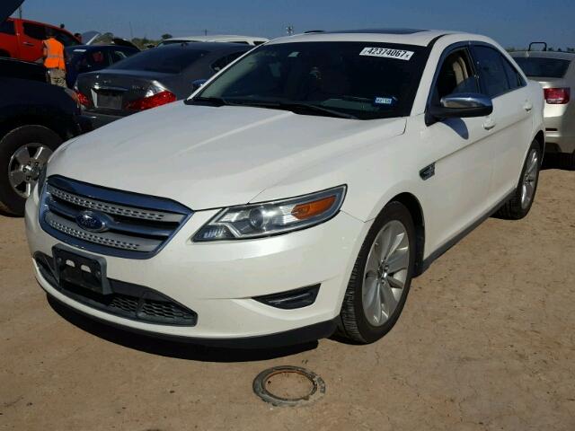 1FAHP2FW6BG136056 - 2011 FORD TAURUS LIM WHITE photo 2