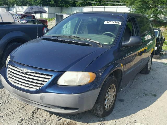 1C4GJ25372B519452 - 2002 CHRYSLER VOYAGER GRAY photo 2