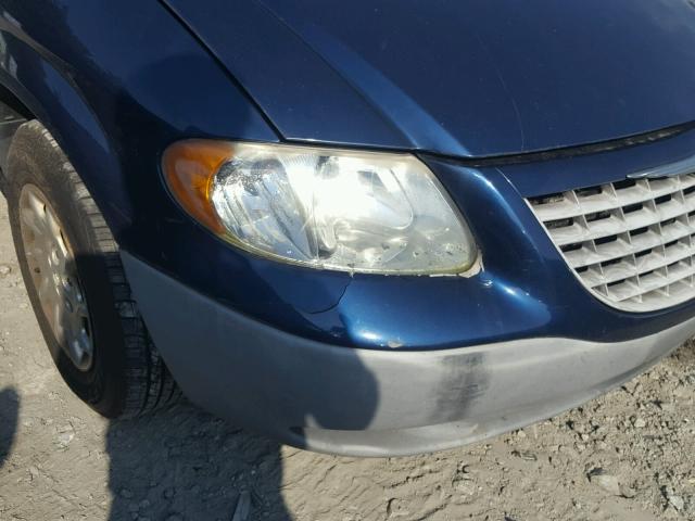 1C4GJ25372B519452 - 2002 CHRYSLER VOYAGER GRAY photo 9