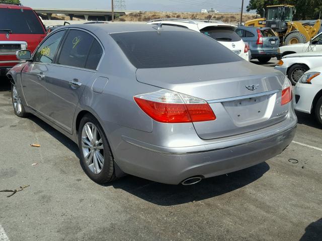 KMHGC46F39U059568 - 2009 HYUNDAI GENESIS 4. SILVER photo 3