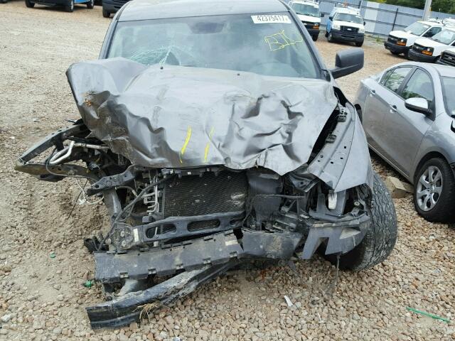 1C6RR6FT3DS588320 - 2013 RAM 1500 ST GRAY photo 9