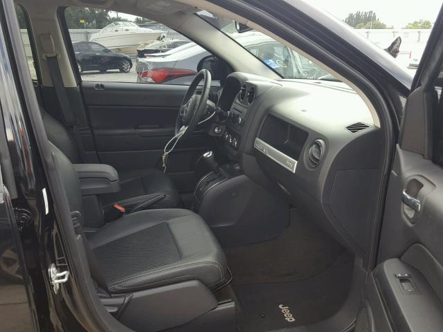 1C4NJCBA6HD154095 - 2017 JEEP COMPASS SP BLACK photo 5