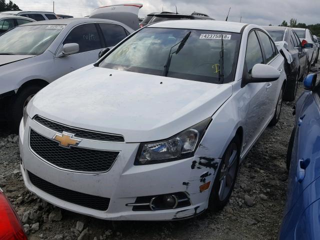 1G1PE5SB0D7330156 - 2013 CHEVROLET CRUZE LT WHITE photo 2