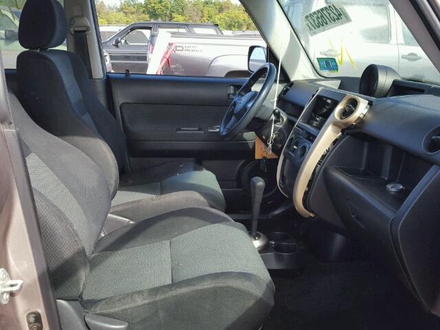JTLKT324364097198 - 2006 TOYOTA SCION XB 灰色 照片 5
