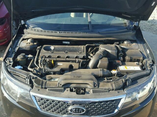 KNAFU4A29D5713233 - 2013 KIA FORTE EX BLACK photo 7