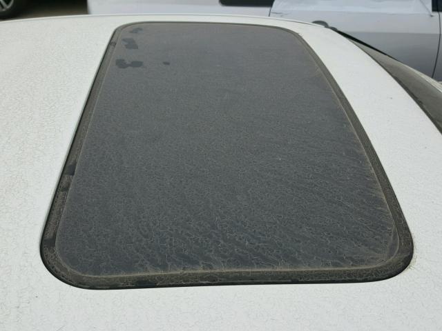 19UYA2256XL002690 - 1999 ACURA 3.0CL 白色 照片 9