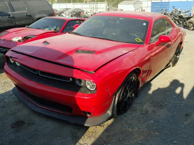 2C3CDZFJ1FH782629 - 2015 DODGE CHALLENGER RED photo 2