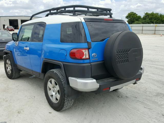 JTEZU11F970011881 - 2007 TOYOTA FJ CRUISER BLUE photo 3