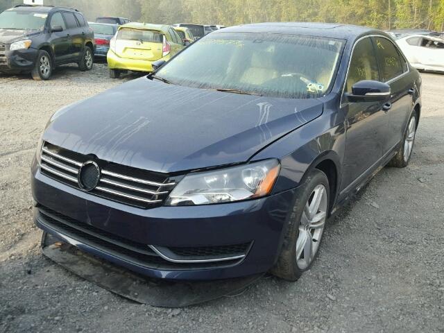 1VWBN7A32DC059595 - 2013 VOLKSWAGEN PASSAT BLUE photo 2