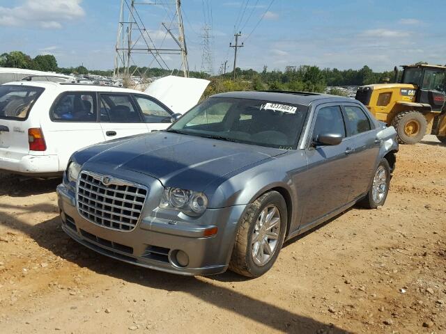 2C3LA73W76H223907 - 2006 CHRYSLER 300C SRT-8 CHARCOAL photo 2