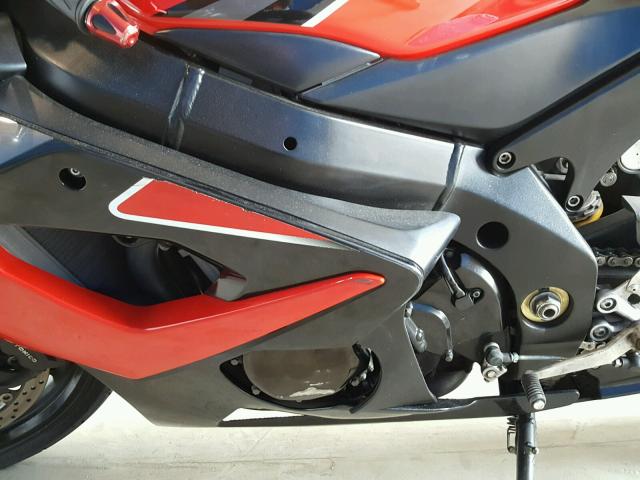 JS1GT76A762103793 - 2006 SUZUKI GSX-R1000 RED photo 7