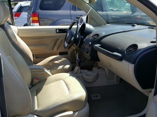 3VWCD31Y55M302540 - 2005 VOLKSWAGEN NEW BEETLE ბეჟი ფოტო 5