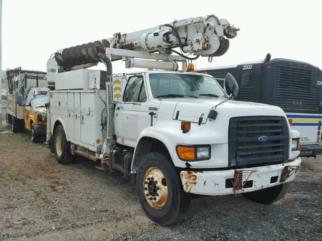 1FDXF80E4TVA18432 - 1996 FORD F800 WHITE photo 1