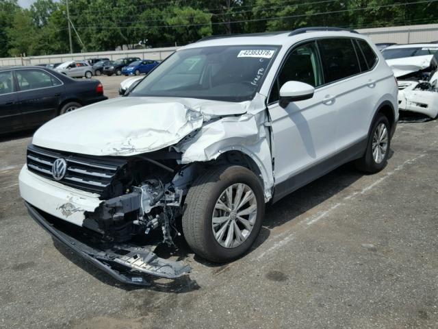 3VV3B7AX8JM006625 - 2018 VOLKSWAGEN TIGUAN SE WHITE photo 2