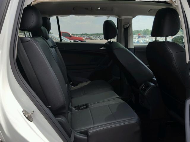 3VV3B7AX8JM006625 - 2018 VOLKSWAGEN TIGUAN SE WHITE photo 6