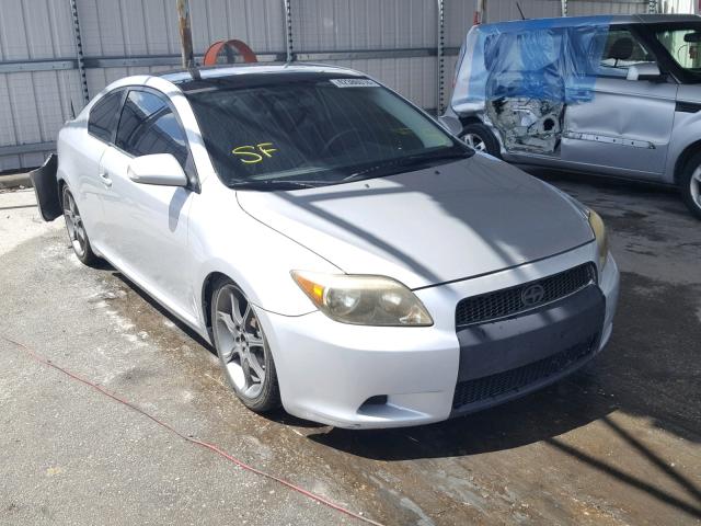 JTKDE177X50011745 - 2005 TOYOTA SCION TC 银色 照片 1