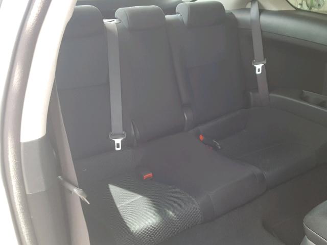 JTKDE177X50011745 - 2005 TOYOTA SCION TC 银色 照片 6