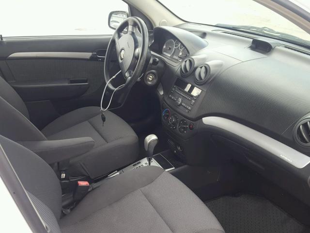 KL1TD5DE0BB164920 - 2011 CHEVROLET AVEO LS WHITE photo 5