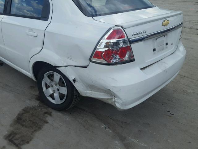 KL1TD5DE0BB164920 - 2011 CHEVROLET AVEO LS WHITE photo 9