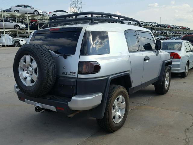 JTEBU11F970097338 - 2007 TOYOTA FJ CRUISER SILVER photo 4