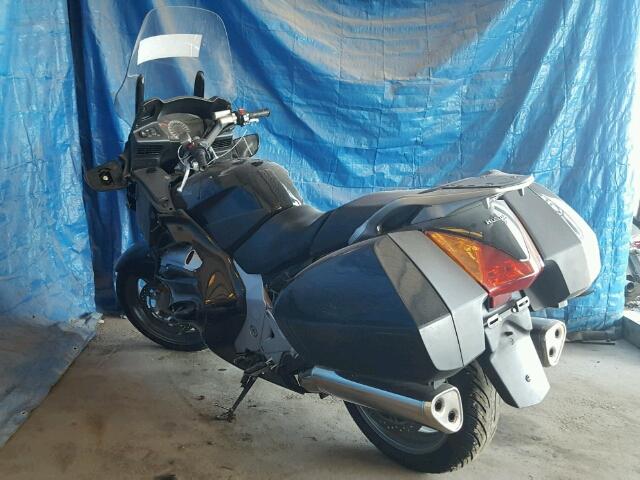 JH2SC51026M400744 - 2006 HONDA ST1300 BLACK photo 3