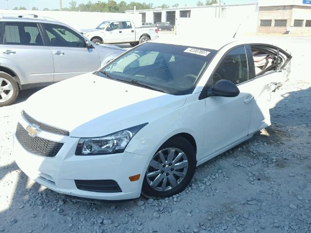 1G1PC5SH8C7146088 - 2012 CHEVROLET CRUZE LS WHITE photo 2