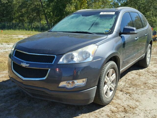 1GNKRGED0BJ339316 - 2011 CHEVROLET TRAVERSE L CHARCOAL photo 2